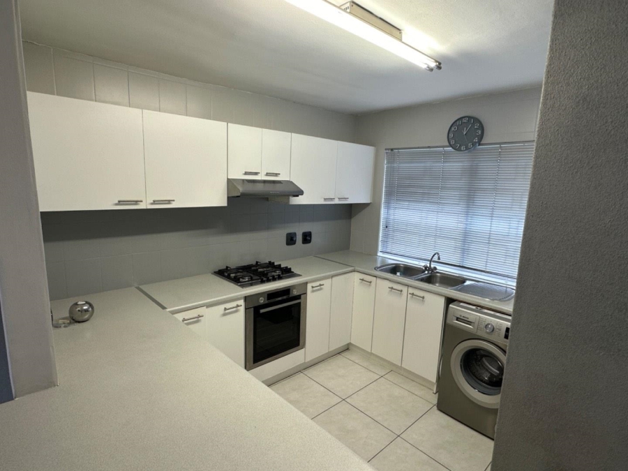 To Let 2 Bedroom Property for Rent in Kenridge Western Cape